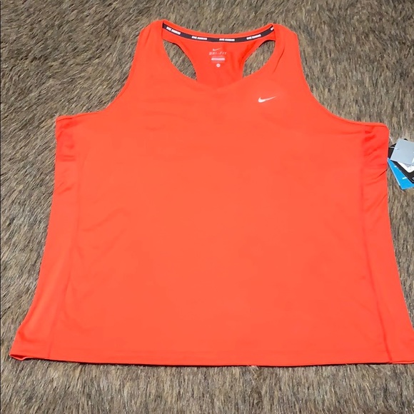Nike Tops - NWT NIKE DRI-FIT